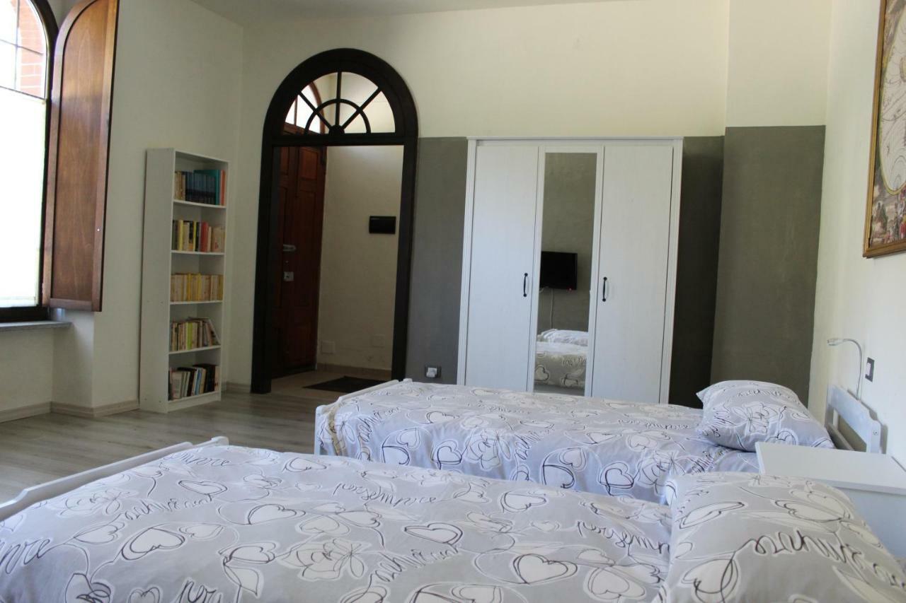 Passaggio A Nord Ovest Hotell Settimo Vittone Exteriör bild